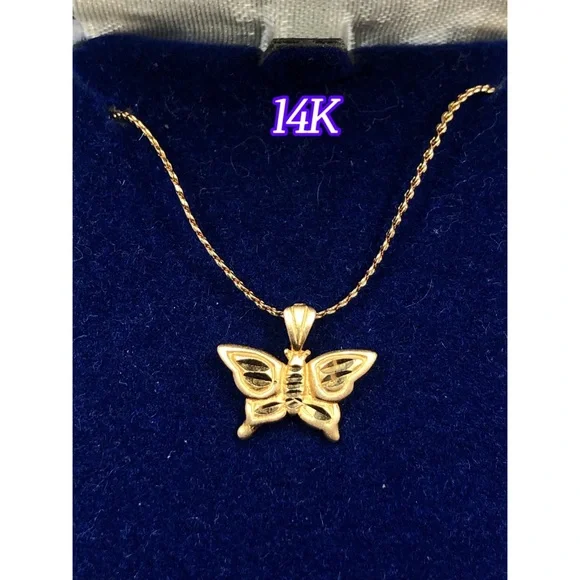 14K gold Butterfly pendent - Picture 1 of 11
